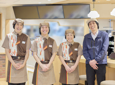 すき家　神戸キャンパススクエア店 現スタッフは…ほぼ未経験スタート★
最初の研修で流れをレクチャー
⇒店舗でしっかりフォローします♪