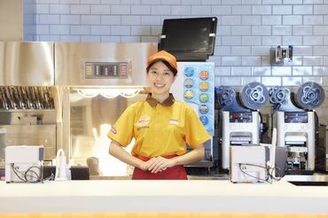 ゼッテリア　ウィラ大井店　※2026年4月上旬OPEN 学生、主婦、フリーターさんetc…
幅広い世代の方が活躍中です！
高校生もOK！未経験歓迎です◎