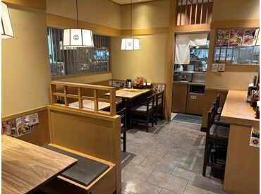 杵屋 天満橋京阪パナンテ店 お洒落自由！まかないあり★
働きやすい条件がそろっています♪
人生初のバイトにもおススメです★