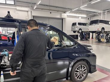 作業は車の手洗い・車内の清掃のみ!
車を運転したり、力仕事などはありませんので
バイトデビューにもピッタリのお仕事です◎