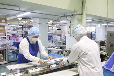 ラインでのお仕事なので、
繰り返し作業を行います◎
なので、2、3ヶ月で慣れる方がほとんど♪