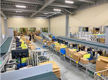 倉庫や物流の知識は必要なし☆
髪型・ピアス・ヒゲなどのオシャレもOK♪
自分らしいスタイルで、働きませんか？