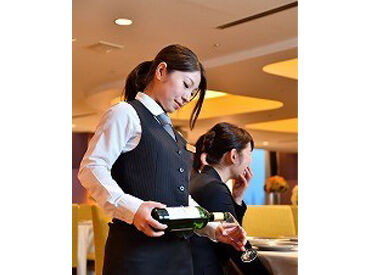 土日メインで！ランチにサクッとetc.シフトの相談はお気軽に★
扶養内や副業としての勤務もOK！