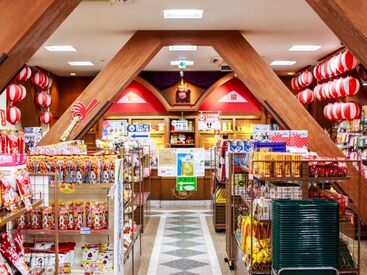 ★週2日～OK!!
楽しい時間をみんなで共有♪
プライベートも大切にしながら
いつでも楽しく働ける職場作りをしています。