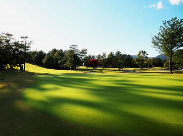 大自然の中で、気持ちよくオシゴトしませんか？
四季を感じられるのもポイントです♪