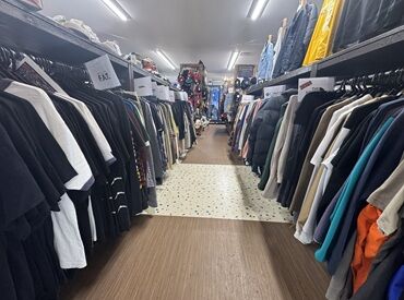 毎日色んなワクワクに出会えるお店♪
趣味を活かして働ける環境です！
「好き」に囲まれて楽しくバイトデビュー◎
