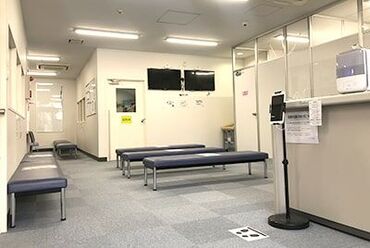 俳優やタレントの<養成~マネジメント>を行っています◎人気の子役なども所属している、いわゆる"大手芸能事務所"です!