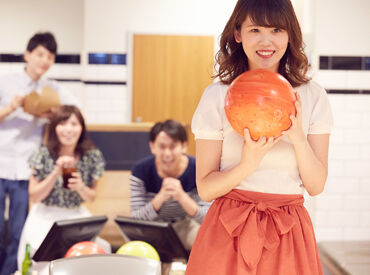 スタッフは無料でボウリングがプレイできる♪
履歴書不要で面接も雑談ベースの気軽なもの！ご応募はお気軽に◎
※画像はイメージ