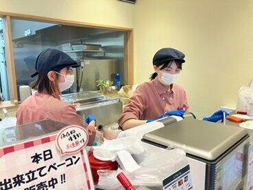 コレド室町店・荻窪店ともに、駅直結で通いやすい◎
雨の日でも、濡れずに出勤できちゃうのも嬉しいポイント☆