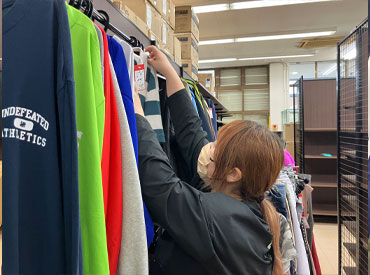 ≪取り扱い商品、多数≫
トレカ、フィギュア、ぬいぐるみ…etc.
心躍る商品がいっぱい★
見ているだけで楽しい空間なんです♪