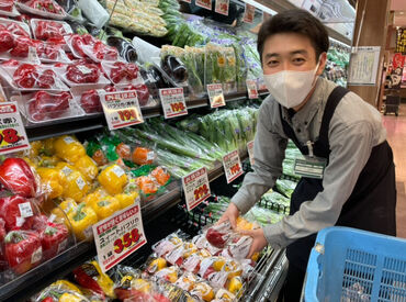 取り扱うのは食料品・飲料がメイン★
知ってる商品ばかりなので
「スーパーで働くの初めて…」
⇒こんな方も始めやすい◎
