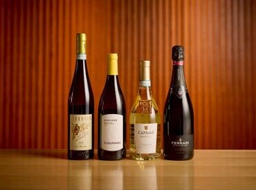 将来飲食業界を目指す方には、プロの調理をすぐそばで見ながら働ける絶好のチャンス！
一流のおもてなしも学べます◎