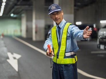 《簡単なことからスタート》
スグに覚えられるお仕事！
歩行者への声掛けなど、
シンプルな作業から◎