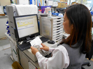 第一環境株式会社　宇都宮事務所 安定の公共事業なので、とてもクリーンに働くことができます！
ほとんどが未経験スタートですのでご安心ください♪