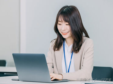 先輩スタッフがしっかりフォロー★
初めてでも安心してスタートできる温かい職場です♪