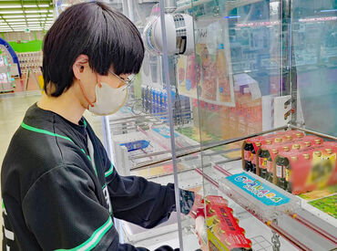 長期勤務大歓迎！
経験を積んでいけば時給UP！正社員登用も★
趣味を活かせることが楽しくて長く続けているスタッフもいますよ♪