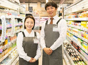 グループで使える社割を利用して、
商業施設内でお仕事前後にお買い物もOK！