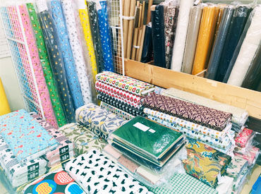 ●ご家庭両立も叶う♪
主婦さんが活躍中！
#扶養控除内勤務OK
#髪型/髪色自由