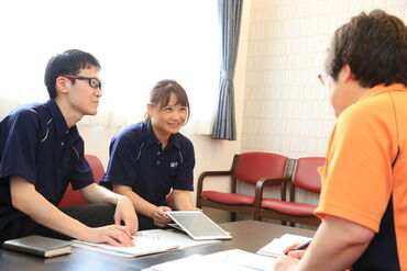 チームで協力！研修も充実しているのでスキルアップも可能です◎
