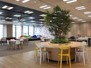 ホッと一息できるラウンジもあり!
同じ趣味のメンバーが集まっているので、話が盛り上がることもあるんですよ♪