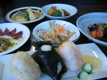 まかないは唐揚げや焼き魚定食などが味わえる日も？無料だから腹ペコも歓喜
リクエストがやまない人気メニューは中華です(笑)