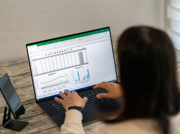 産休・育休取得実績あり！
ライフキャリアの変化に応じて長期的に働けます♪
実務経験を活かして即戦力として輝けます◎