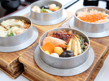 飲食未経験の方や初めてバイトする方も歓迎!
「楽しく働きたい!」「笑顔を届けたい!」その気持ちがあればOK★