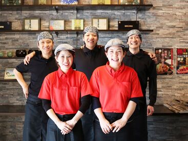 ＼学生・主婦主夫・フリーターも多数活躍中！／
Wワークやサークル、勉強と両立しながら無理なく続けられる環境です◎