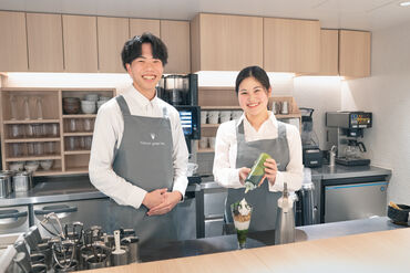 ～オープニング募集～
新しいところで働くチャンス！
オシャレなカフェで楽しく働こう☆
自分のペースで働けます！