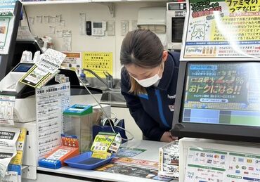 バイトデビューも歓迎！
丁寧な研修があるので未経験でも安心◎