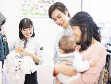 「興味はあるけど、経験も写真の知識もない…」
という方も大歓迎！
未経験の学生・主婦さんや女性スタッフが沢山活躍中♪