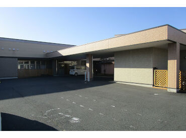 朝霞ケアセンターそよ風 ＼人柄重視の採用です！／
しっかりしたサポート体制で、安心して始められる環境♪
希望の働き方、お気軽にご相談を◎