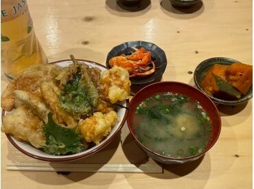 飲食店が初めてでも問題なし！
もちろん経験者さんは優遇します★