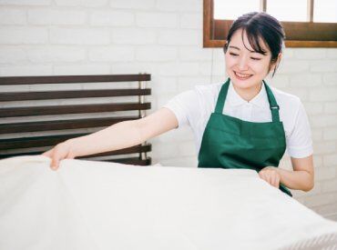 株式会社吉川ゼネラルソリューション（勤務地：大阪府大阪市西成区萩之茶屋） ベッドメイク、アメニティの補充など…。
裏方作業なので、接客が苦手な方もご安心ください◎
※画像はイメージです