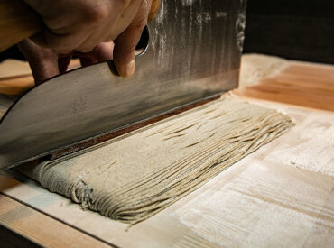 蕎麦 豊田(そば とよだ) /304a ＼ニュウマン高輪に新店舗／
2025年9月12日に「蕎麦 豊田」がOPEN♪
スキルを活かし即戦力として一緒に働けるスタッフを募集中！