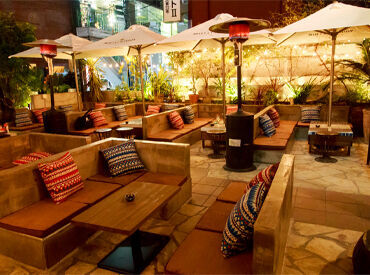 人気のお店だからこそ、スタッフのチームワークは抜群！
未経験でも先輩が優しくフォローします◎