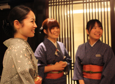 記念日や大切な日に選ばれる空間で、
思い出づくりに関わるお仕事を★