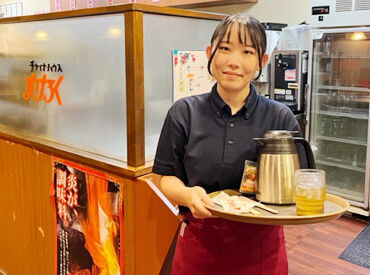 ＼10名以上の大量募集！／
お友達とのご応募も大歓迎♪
一緒にスタートする仲間たちと
職場を盛り上げましょう☆彡