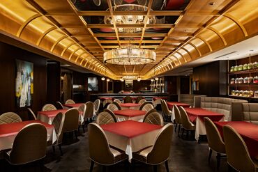 FONDA銀座店のお写真になります！
インテリアがとってもゴージャス☆*
友達や家族に自慢したくなるお店♪
