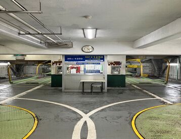 トラストパーク株式会社大阪支店　勤務地：ニュー神戸フロントビル 駅チカ＆待機時間多めの駐車場のお仕事です！
未経験スタート大歓迎！
※画像はイメージです