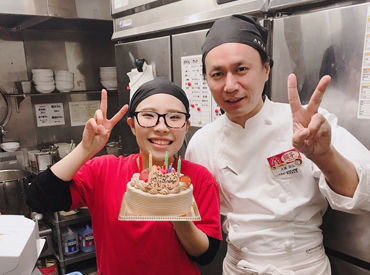 ≪週2日、1日3h~OK!≫
未経験の方も大歓迎!幅広い年代の男女スタッフが活躍中★