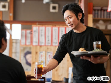 博多餃子舎603 新横浜店 ＊短時間OK！スキマバイトにもおススメ！
＊勤続手当や大入りボーナスで臨時収入GET！
＊学業や家事優先のシフト提出でOK！