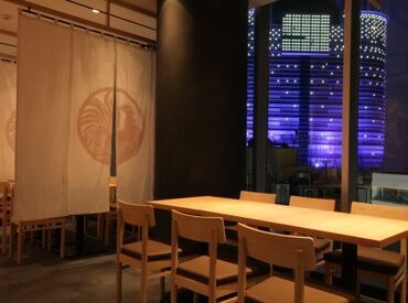 はかた地どり屋 池袋 ★学生さん大歓迎★
未経験や初バイトも大歓迎♪
優しい先輩が丁寧に教えるのでご安心を◎