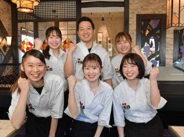 大東園豊川インター店（株式会社甲羅）[155] ＼未経験OK／
お客様のご案内や注文受けなど、
ホール業務全般をお任せします◎
まずは簡単なお仕事から始めていきましょう♪