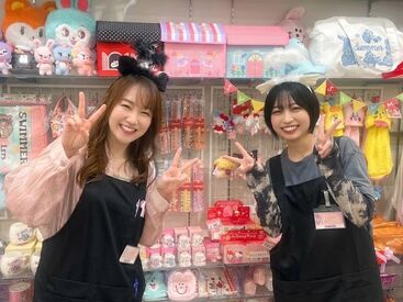 BeeBee盛岡店 ≪やりがい◎！≫
「この商品、ここに置いたら目立つかな…」
自分でお店づくりもできちゃいます♪*゜
