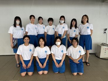 「バイトで友達増えました！」
という声多数
1回の勤務で複数人でシフトに入るので、
仲が深まります！