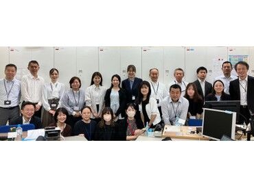 スターツ信託株式会社 30～40代スタッフ活躍中！
分からないことも聞きやすい環境なのでオフィスワークが初めてでも安心です♪
※イメージ画像