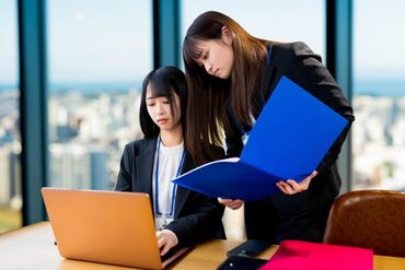 事務の経験者は即戦力として活躍していただけます！
もちろん、未経験の方やブランクのある方もお待ちしています！