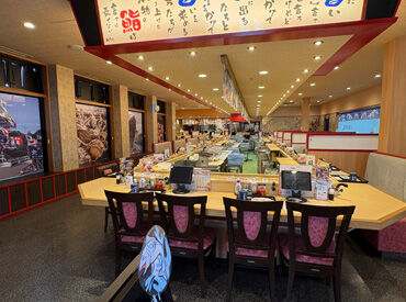 超グルメ回転すし 武蔵丸 蒲郡店 □■ 超グルメ回転すし 武蔵丸 蒲郡店 ■□
まな板を洗ったり、作業台清掃などの後片付け作業をお任せします◎