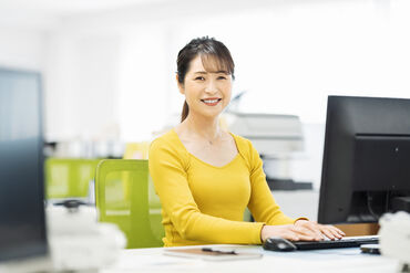 株式会社東新生コン ＼経理未経験だけど事務のお仕事をしていました！／
そんな方も丁寧にサポート*
経理経験者の方は優遇します◎
※写真はイメージ